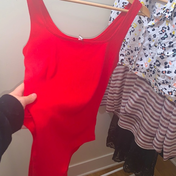 Red ribbed body suit - Picture 4 of 4